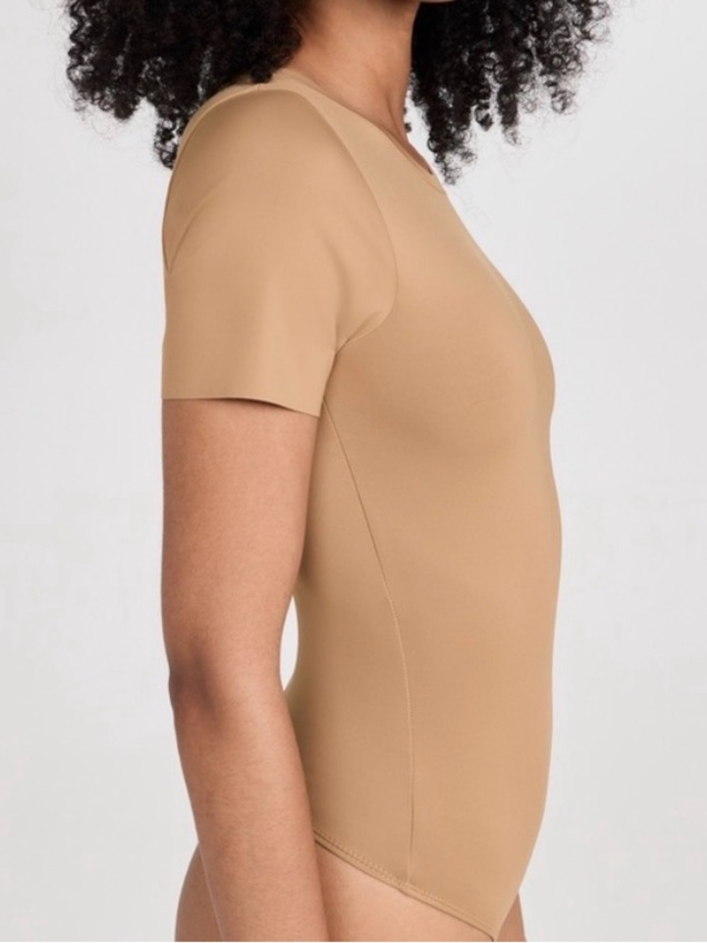 Good American The Sculpting Modern Short-Sleeve Thong Bodysuit Pecan 0/XS
